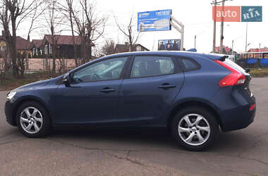 Хетчбек Volvo V40 2018 в 