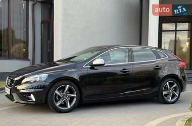 Хэтчбек Volvo V40 2013 в 