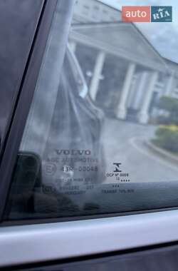 Хэтчбек Volvo V40 2013 в 