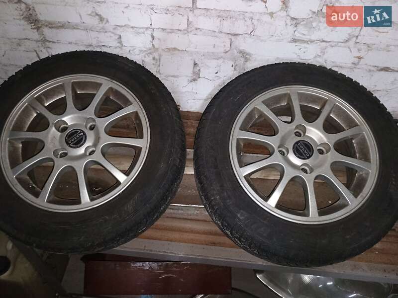 Универсал Volvo V40 2001 в Киеве фото 15 Универсал Volvo V40 2001 в Киеве