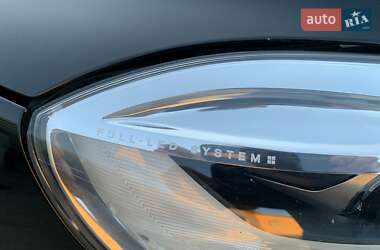 Хэтчбек Volvo V40 2019 в 