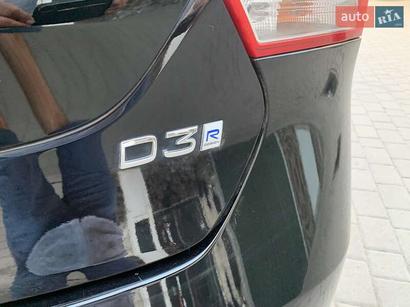 Хетчбек Volvo V40 2019 в Бродах