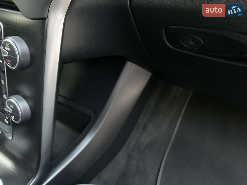Хетчбек Volvo V40 2019 в Бродах