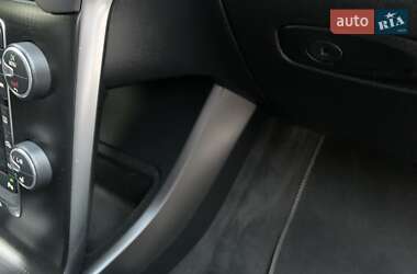 Хэтчбек Volvo V40 2019 в 