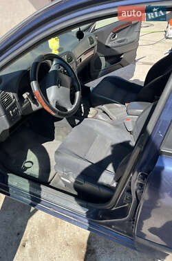 Универсал Volvo V40 2000 в 