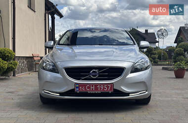 Хэтчбек Volvo V40 2014 в 