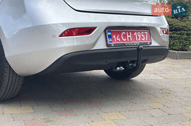 Хэтчбек Volvo V40 2014 в 