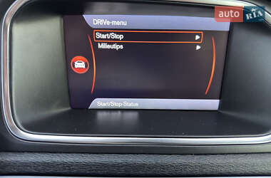 Хэтчбек Volvo V40 2014 в 