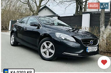 Хетчбек Volvo V40 2014 в Олександрівці