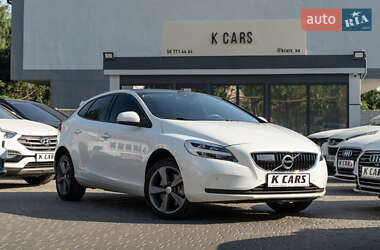 Хэтчбек Volvo V40 2017 в Одессе