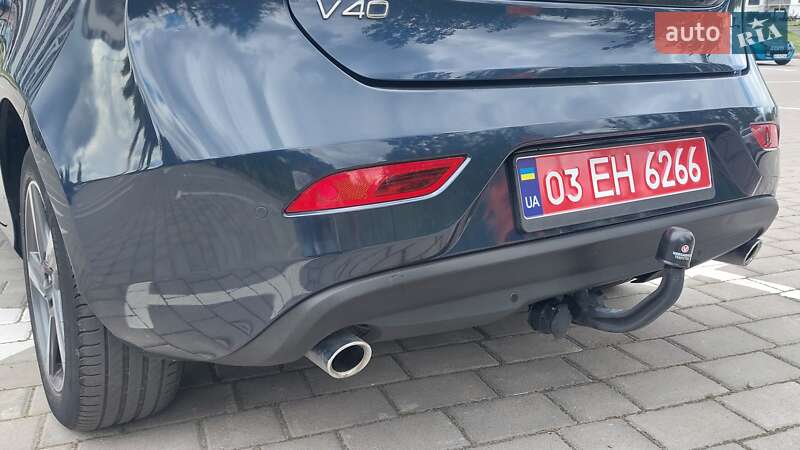 Хэтчбек Volvo V40 2014 в Луцке