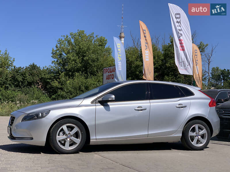 Хэтчбек Volvo V40 2014 в Бердичеве