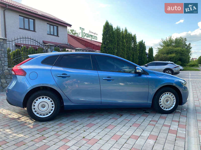 Хэтчбек Volvo V40 2014 в Староконстантинове фото 10 Хэтчбек Volvo V40 2014 в Староконстантинове