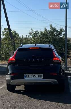 Хэтчбек Volvo V40 2014 в 