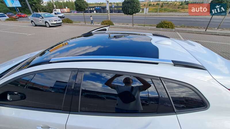 Хэтчбек Volvo V40 2019 в Киеве