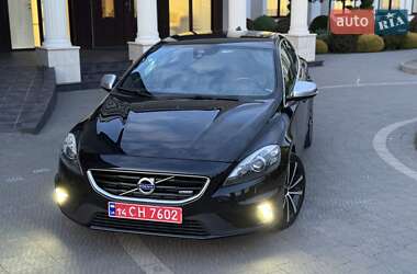 Хэтчбек Volvo V40 2014 в 