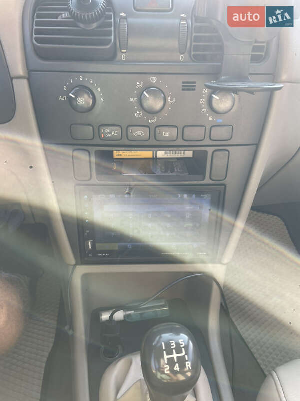 Универсал Volvo V40 2003 в Черкассах