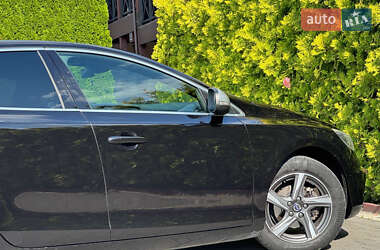Хэтчбек Volvo V40 2015 в 