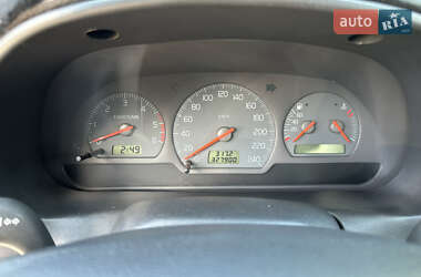 Универсал Volvo V40 1998 в 