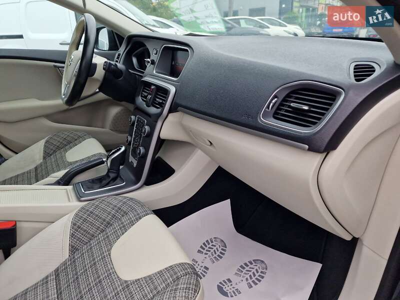 Хетчбек Volvo V40 2018 в Вінниці