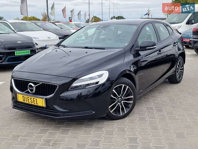 Хетчбек Volvo V40 2018 в Вінниці