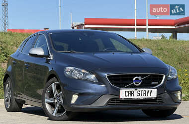 Хэтчбек Volvo V40 2014 в 