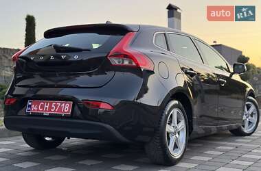 Хэтчбек Volvo V40 2014 в 