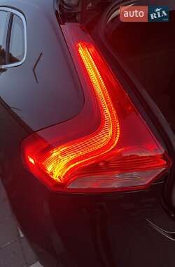 Хэтчбек Volvo V40 2014 в 