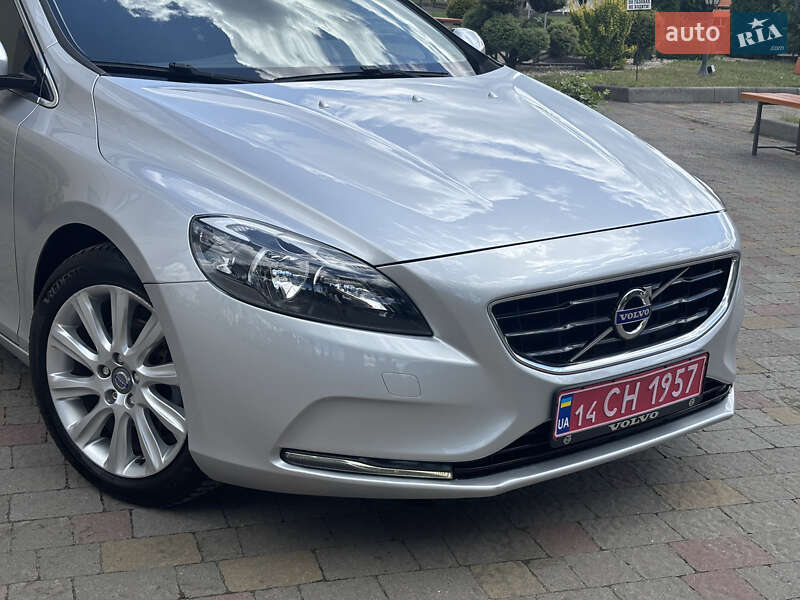 Хэтчбек Volvo V40 2014 в Стрые