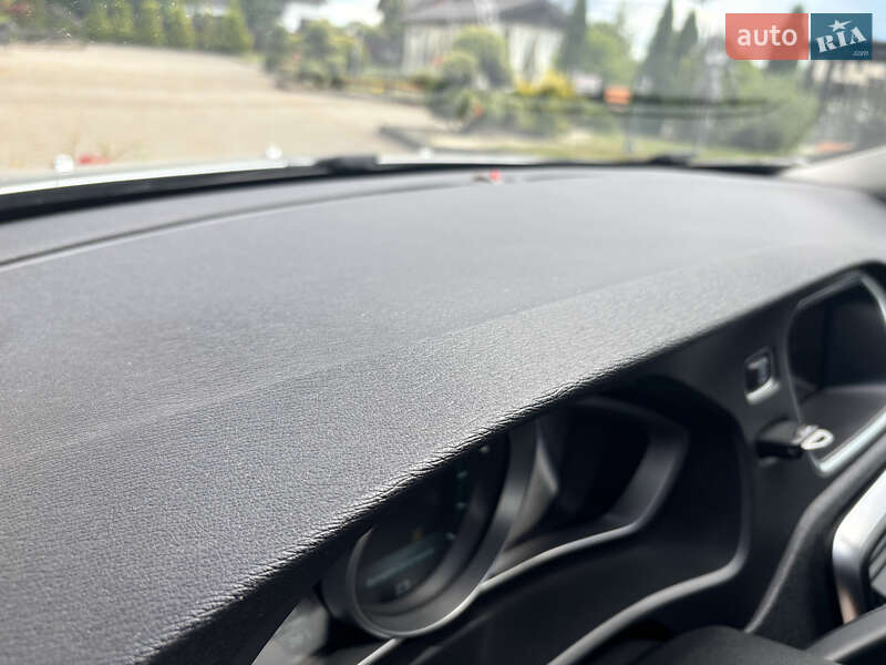 Хэтчбек Volvo V40 2014 в Стрые