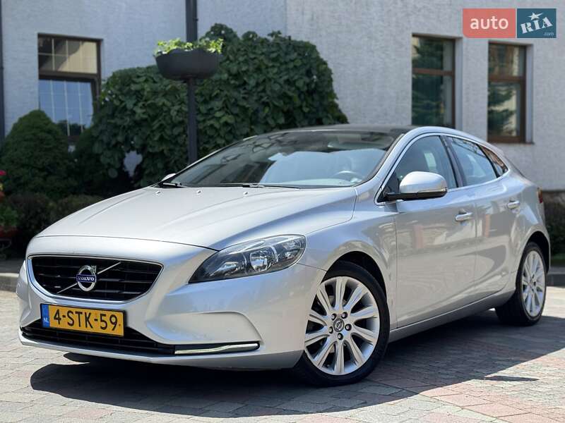Хэтчбек Volvo V40 2013 в Стрые
