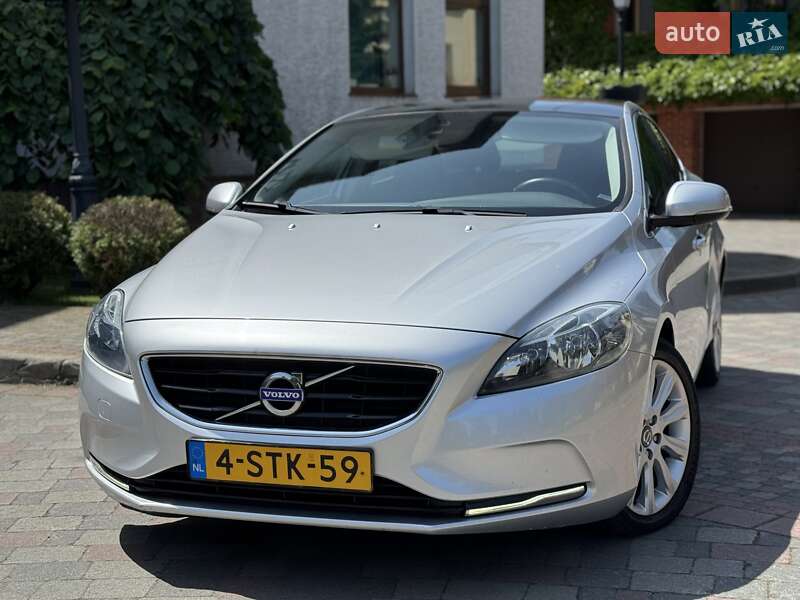 Хэтчбек Volvo V40 2013 в Стрые