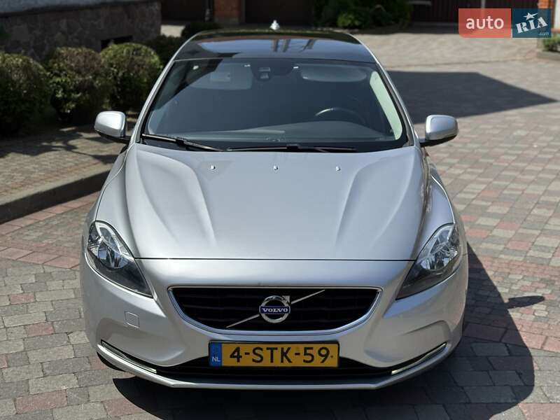Хэтчбек Volvo V40 2013 в Стрые
