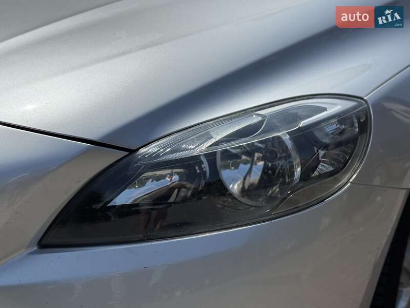 Хэтчбек Volvo V40 2013 в Стрые