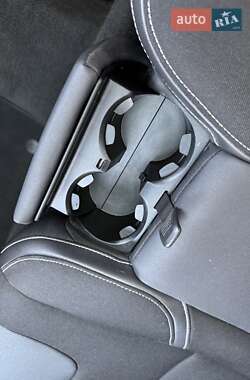 Хэтчбек Volvo V40 2013 в 
