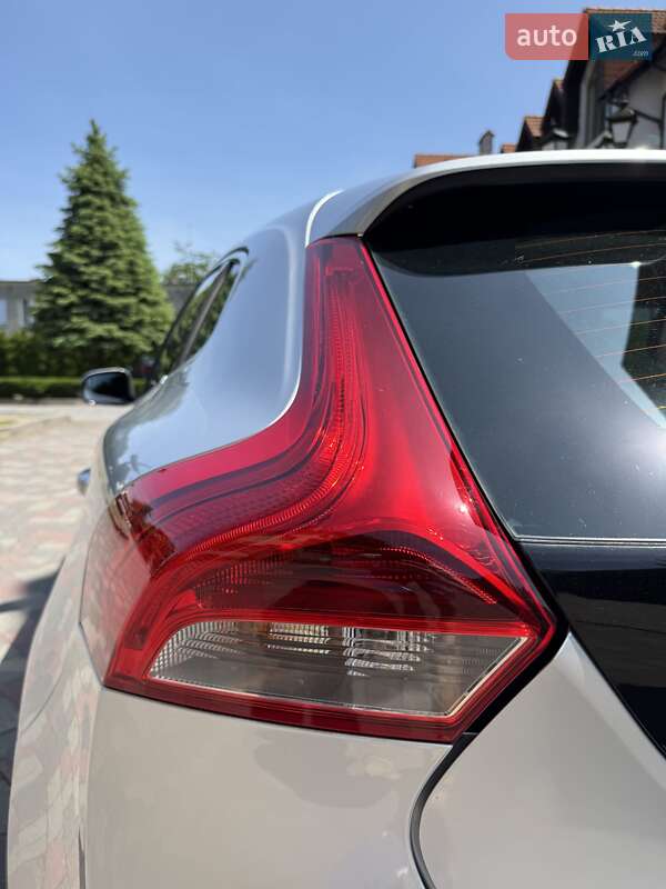 Хэтчбек Volvo V40 2013 в Стрые