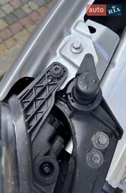 Хэтчбек Volvo V40 2013 в 