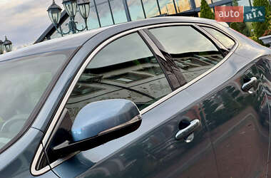 Хэтчбек Volvo V40 2013 в 