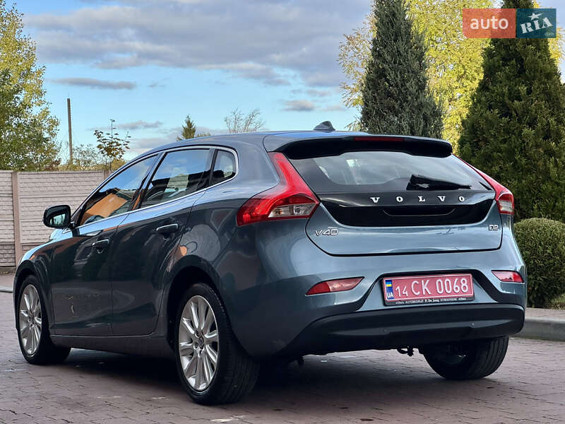 Хэтчбек Volvo V40 2013 в Стрые
