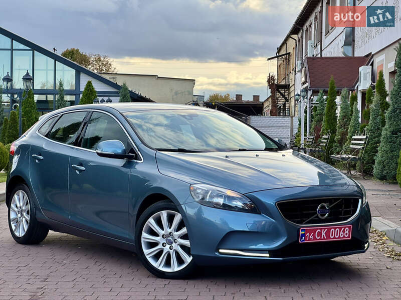 Хэтчбек Volvo V40 2013 в Стрые