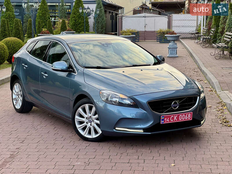 Хэтчбек Volvo V40 2013 в Стрые