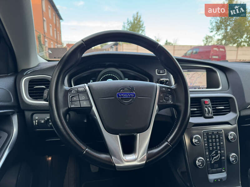 Хэтчбек Volvo V40 2013 в Стрые