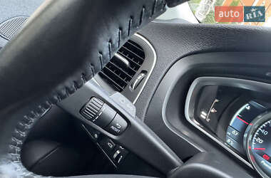 Хэтчбек Volvo V40 2013 в 