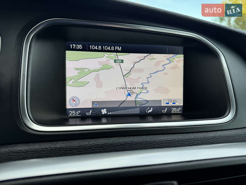 Хэтчбек Volvo V40 2013 в Стрые