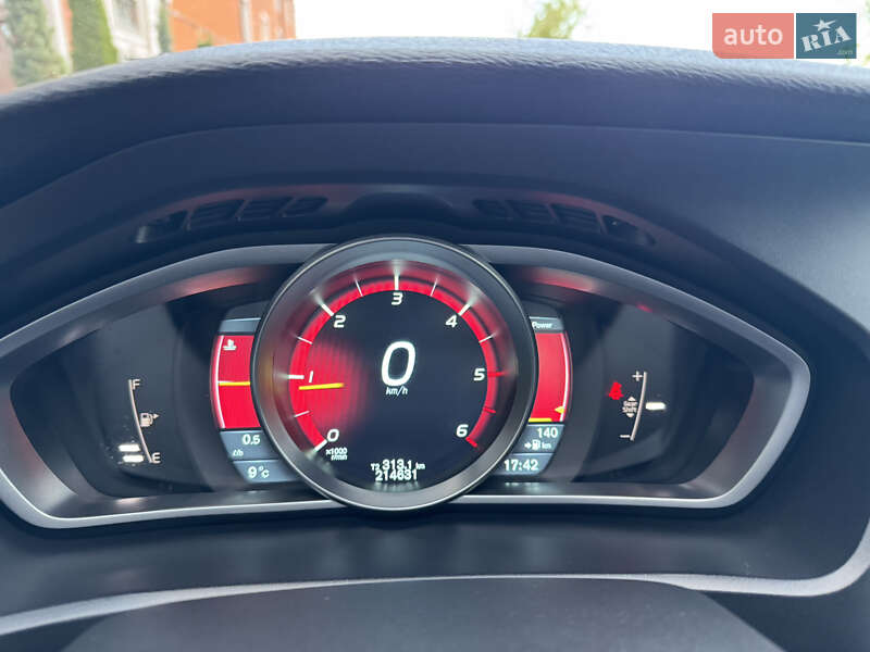 Хэтчбек Volvo V40 2013 в Стрые