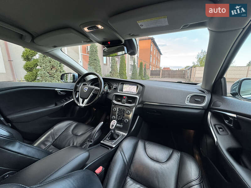 Хэтчбек Volvo V40 2013 в Стрые