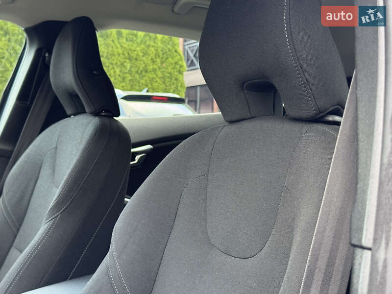 Хетчбек Volvo V40 2013 в Стрию