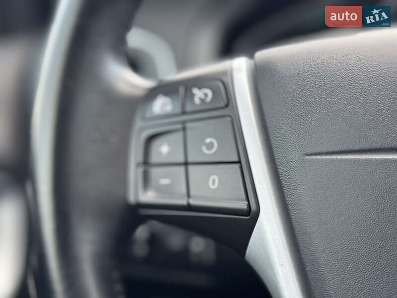 Хетчбек Volvo V40 2013 в Стрию