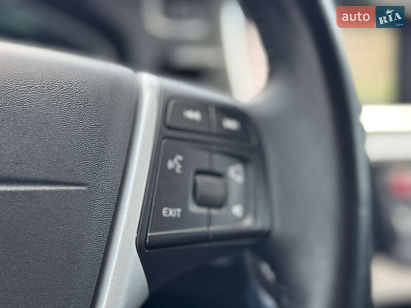 Хетчбек Volvo V40 2013 в Стрию