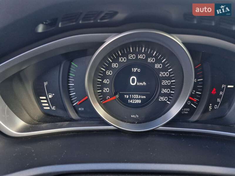 Хетчбек Volvo V40 2014 в Миколаєві